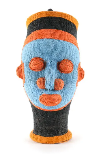 Bamileke kralenmasker – 34 cm tribale kunst Kameroen – detailfoto