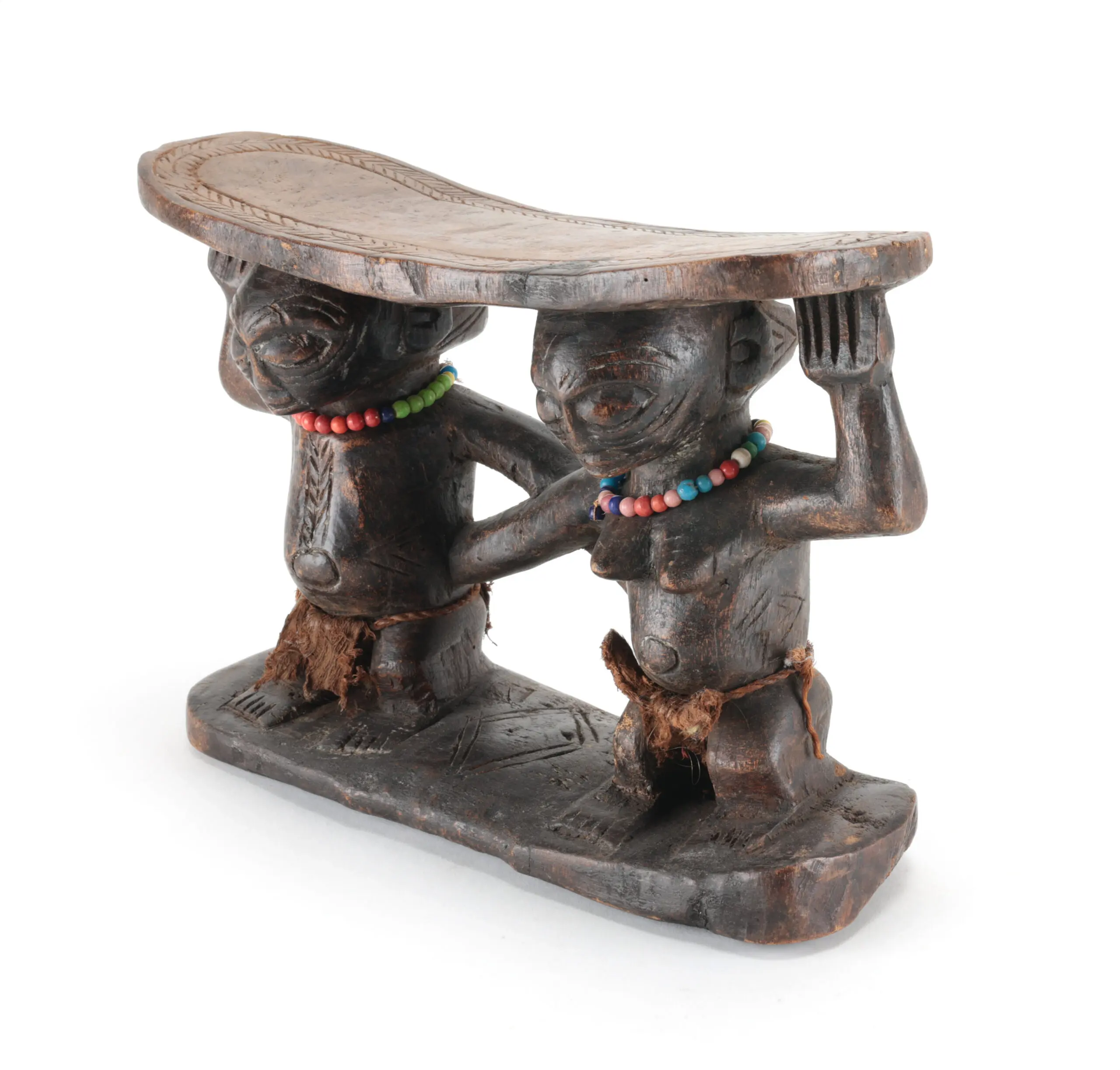 Poggiatesta Luba con due figure femminili, R.D. Congo, ca. 1930 – foto di dettaglio