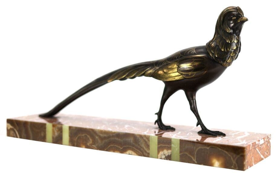 Scultura Art Déco raffigurante un fagiano dorato – Salvatore Melani (1902–1934) – bronzo su marmo – Vergulde Kat