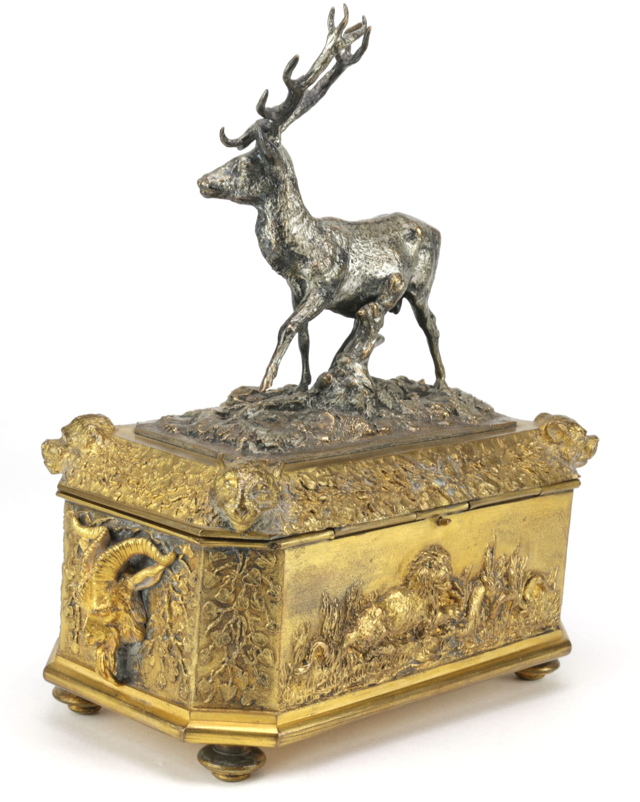 Cajita de bronce plateado y dorado antiguo firmado por Christophe Fratin con ciervo (Animalier, siglo XIX) – foto de detalle
