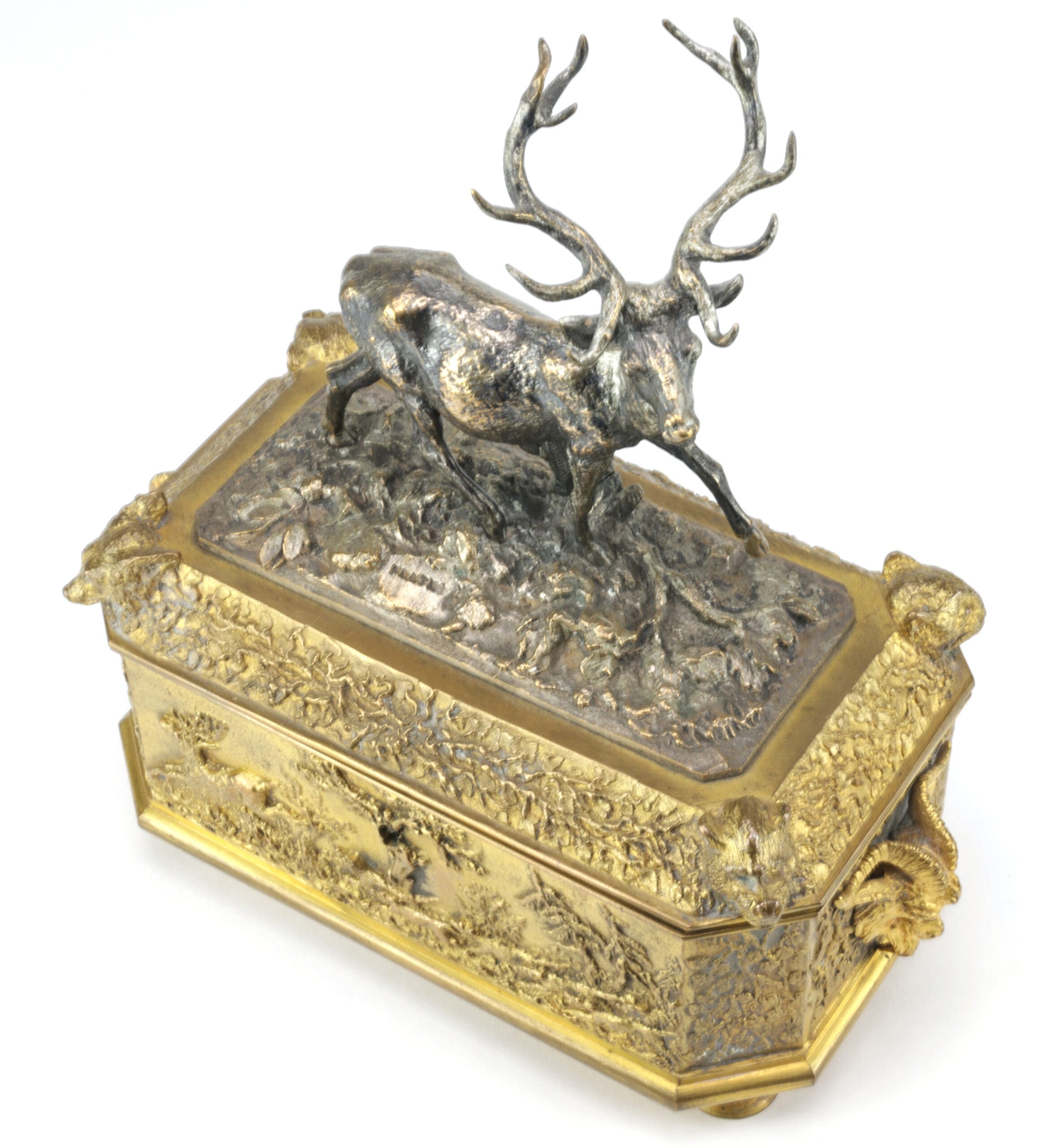 Cajita de bronce plateado y dorado antiguo firmado por Christophe Fratin con ciervo (Animalier, siglo XIX) – foto de detalle