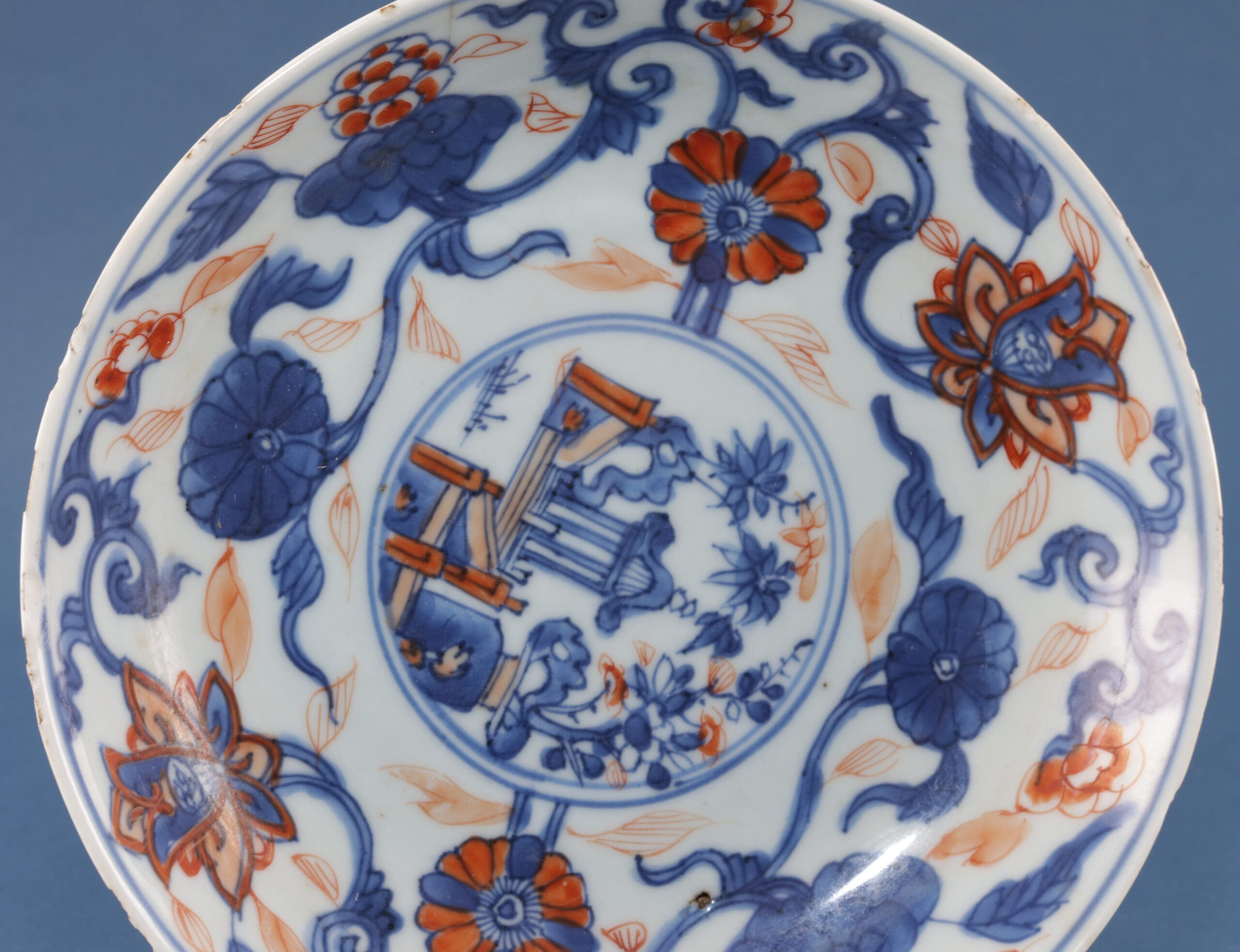 Chinese Imari porcelain plate - 18th century - Dr J.E. van der Meulen Collection - detail photo