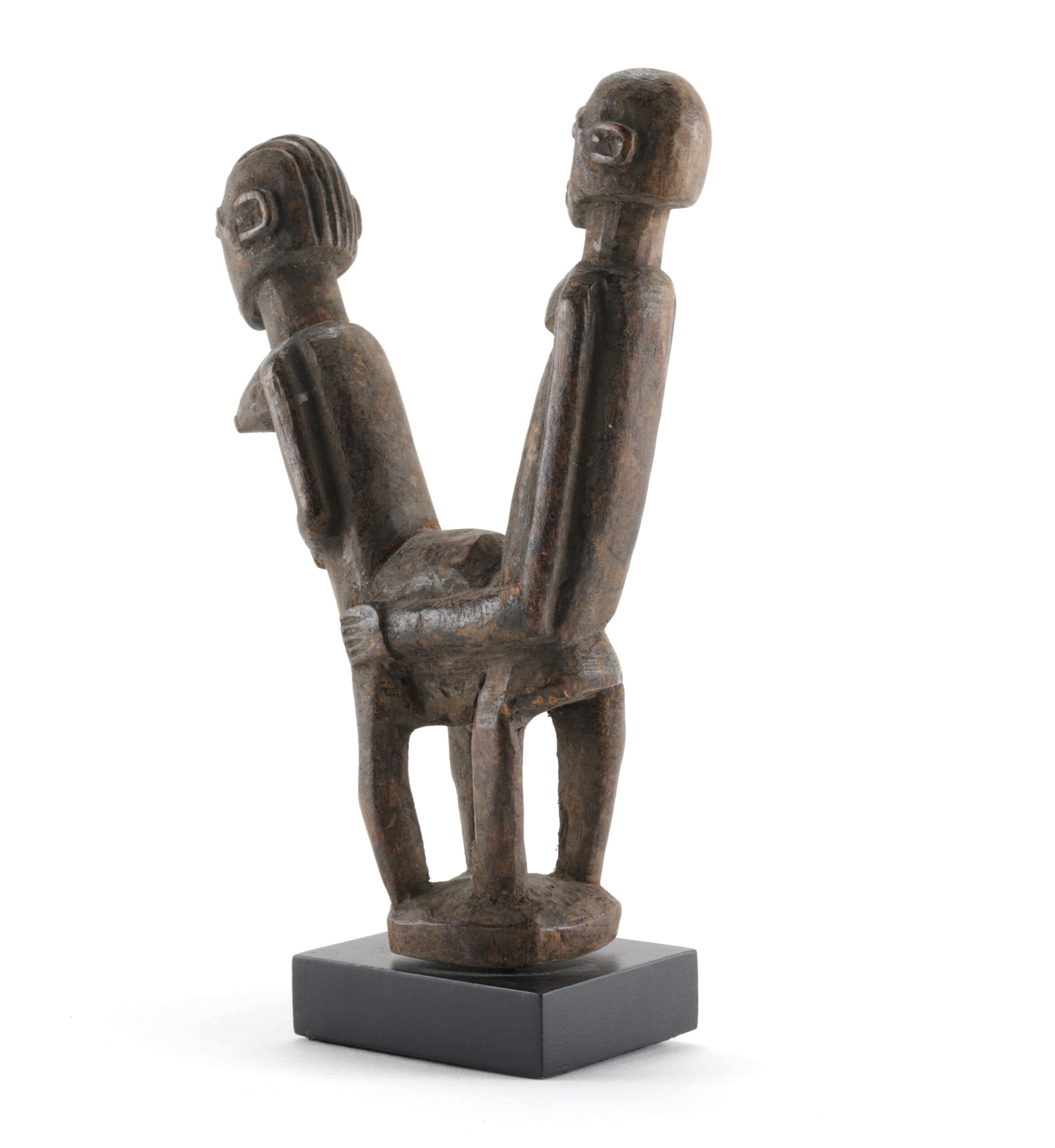 Lobi Bateba Betise statue of a couple - Burkina Faso - detail photo
