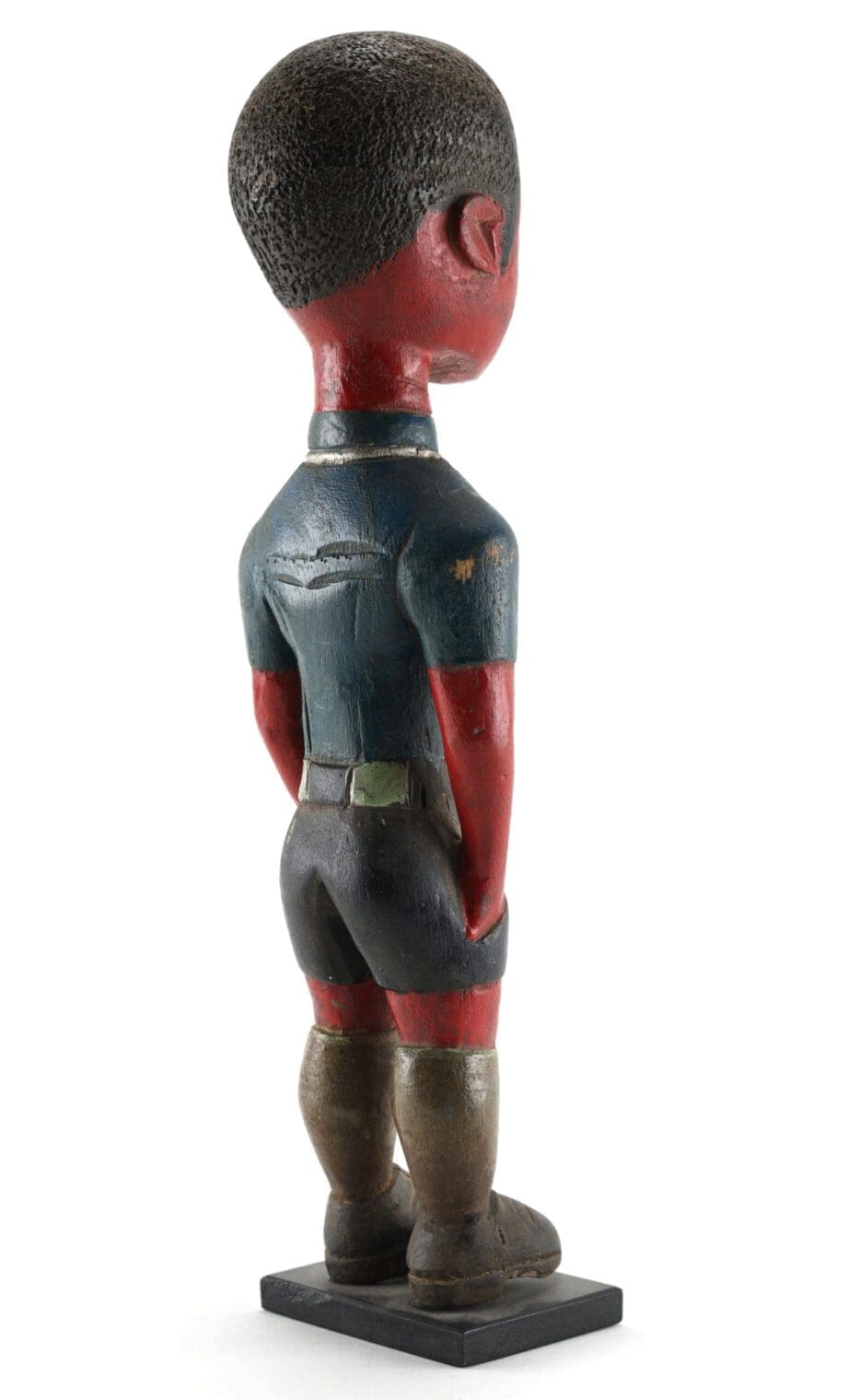 Baule-Kolon-Figur eines Mannes in kurzen Hosen, Elfenbeinküste, 20. Jahrhundert – Vergulde Kat