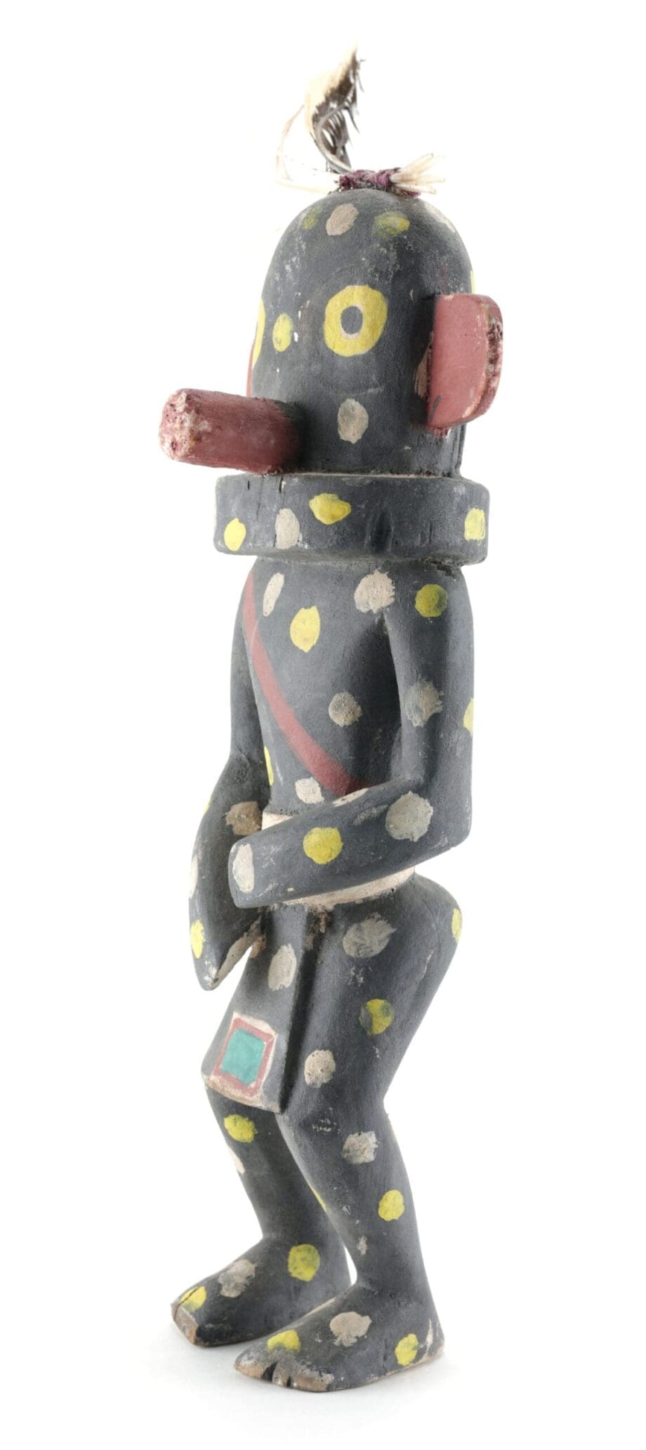 Kachina Hopi Chakwaina noire à pois colorés – 37 cm – Collection Ben Spangberg – Vergulde Kat