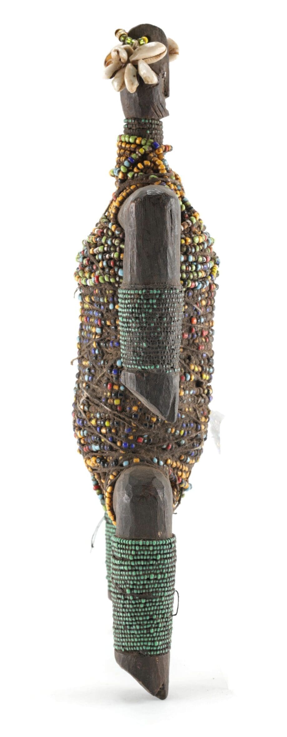 Large Namchi doll with beaded decoration - Cameroon - Vergulde Kat