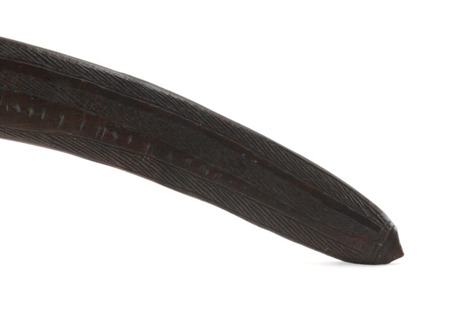 Aboriginal ceremonial boomerang - incised decor, Australia - Vergulde Kat