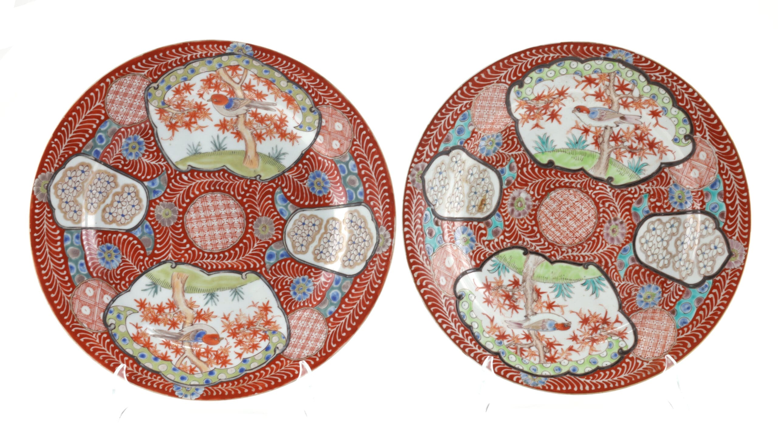 Paar grote Kutani schotels – Japan (Meiji-periode, ca. 1900) – detailfoto
