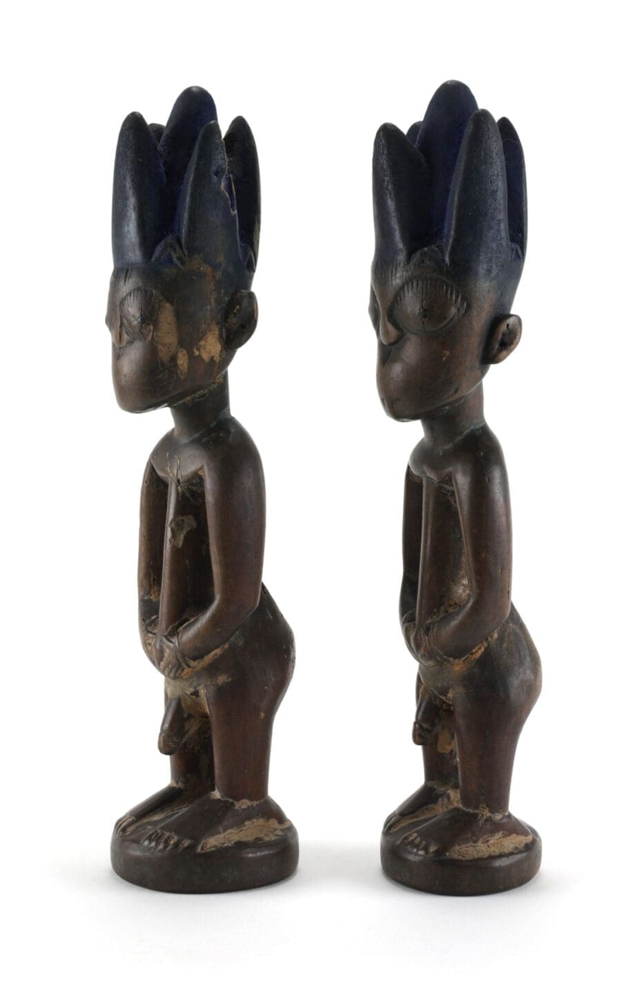 Couple d'hommes Ibeji yoruba aux cheveux bleus – Nigeria – Vergulde Kat