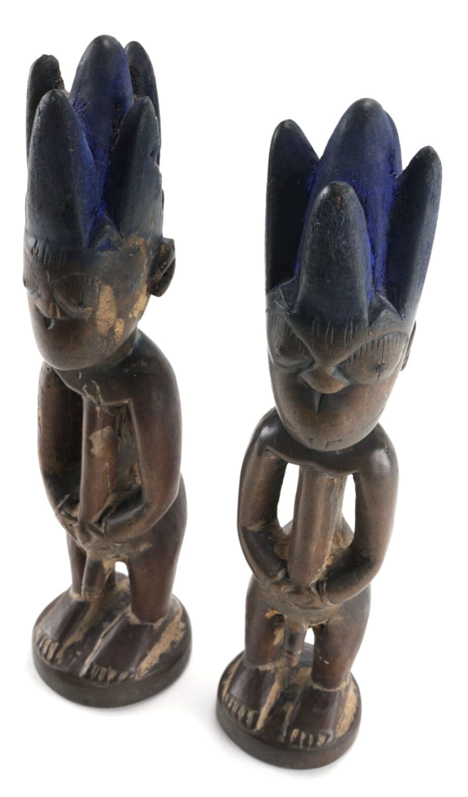 Couple d'hommes Ibeji yoruba aux cheveux bleus – Nigeria – Vergulde Kat
