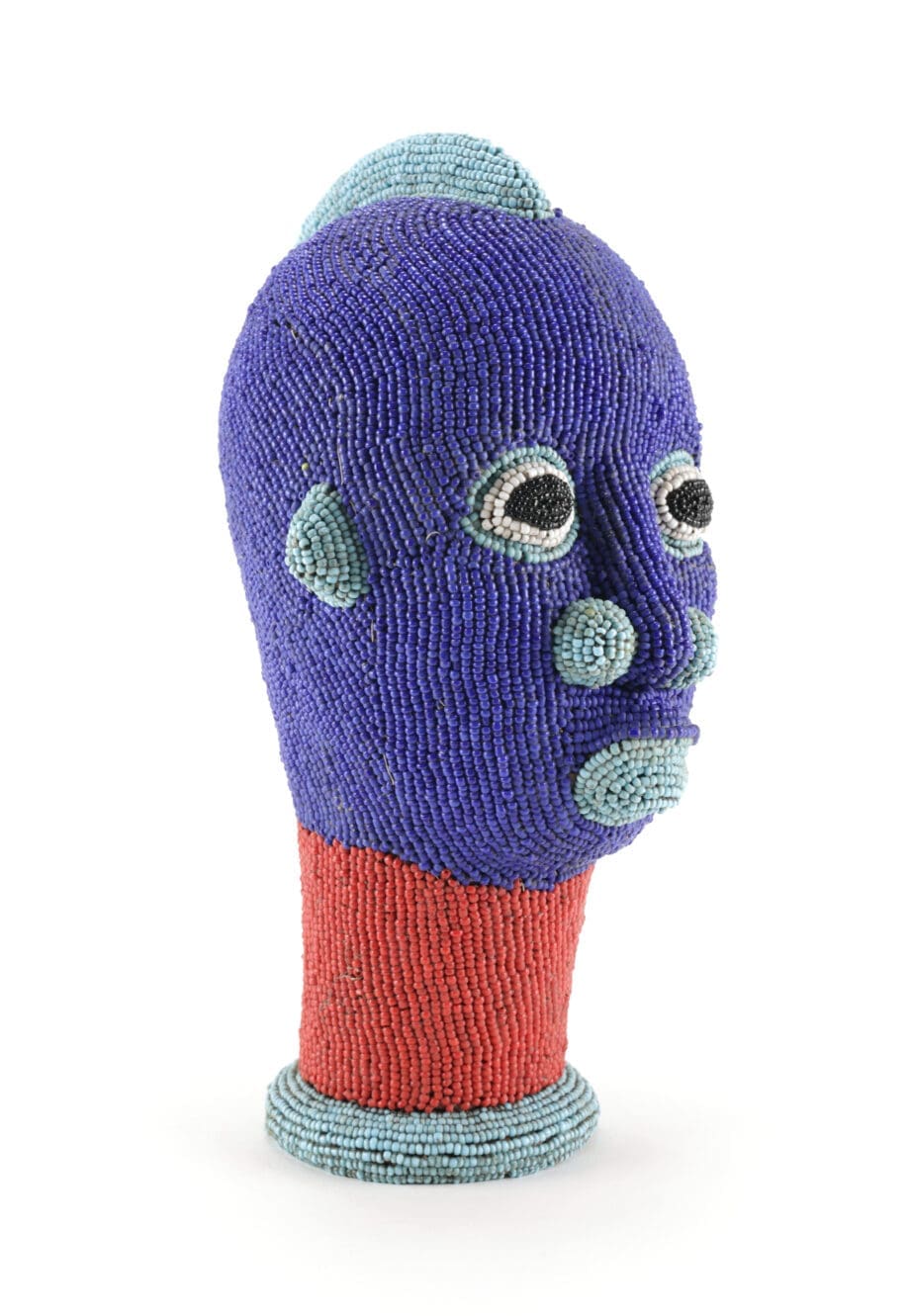 Bamileke beaded head - tribal art from Cameroon - Vergulde Kat