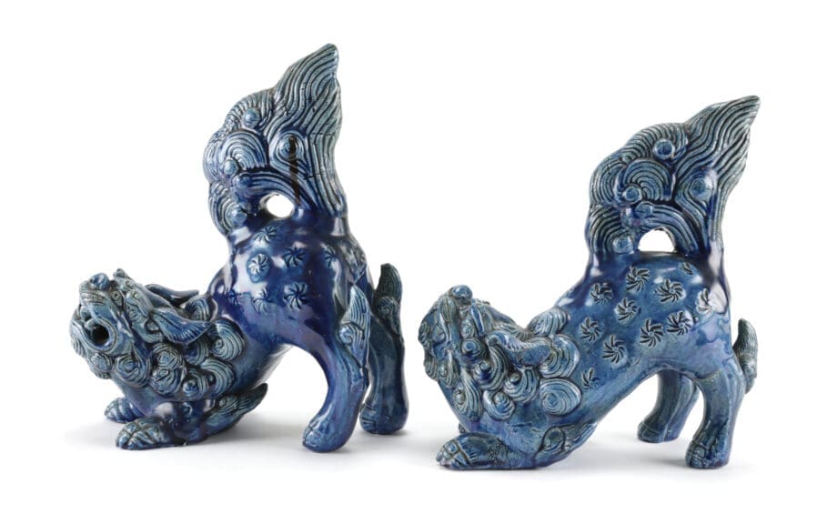 Set van 2 blauwe Japanse Foo Dogs – 19de eeuw keramiek – Vergulde Kat