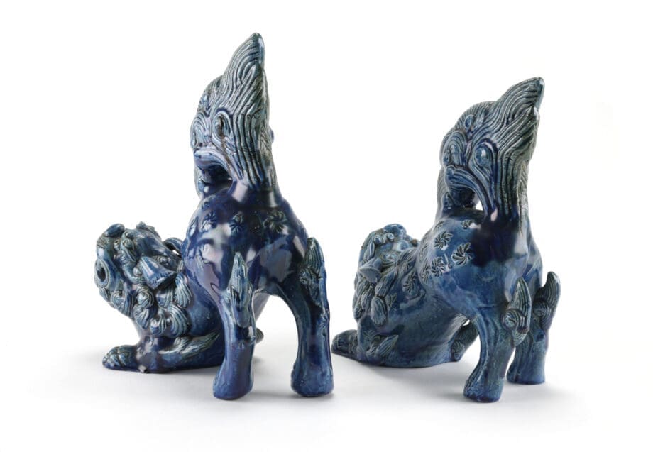 Set van 2 blauwe Japanse Foo Dogs – 19de eeuw keramiek – Vergulde Kat