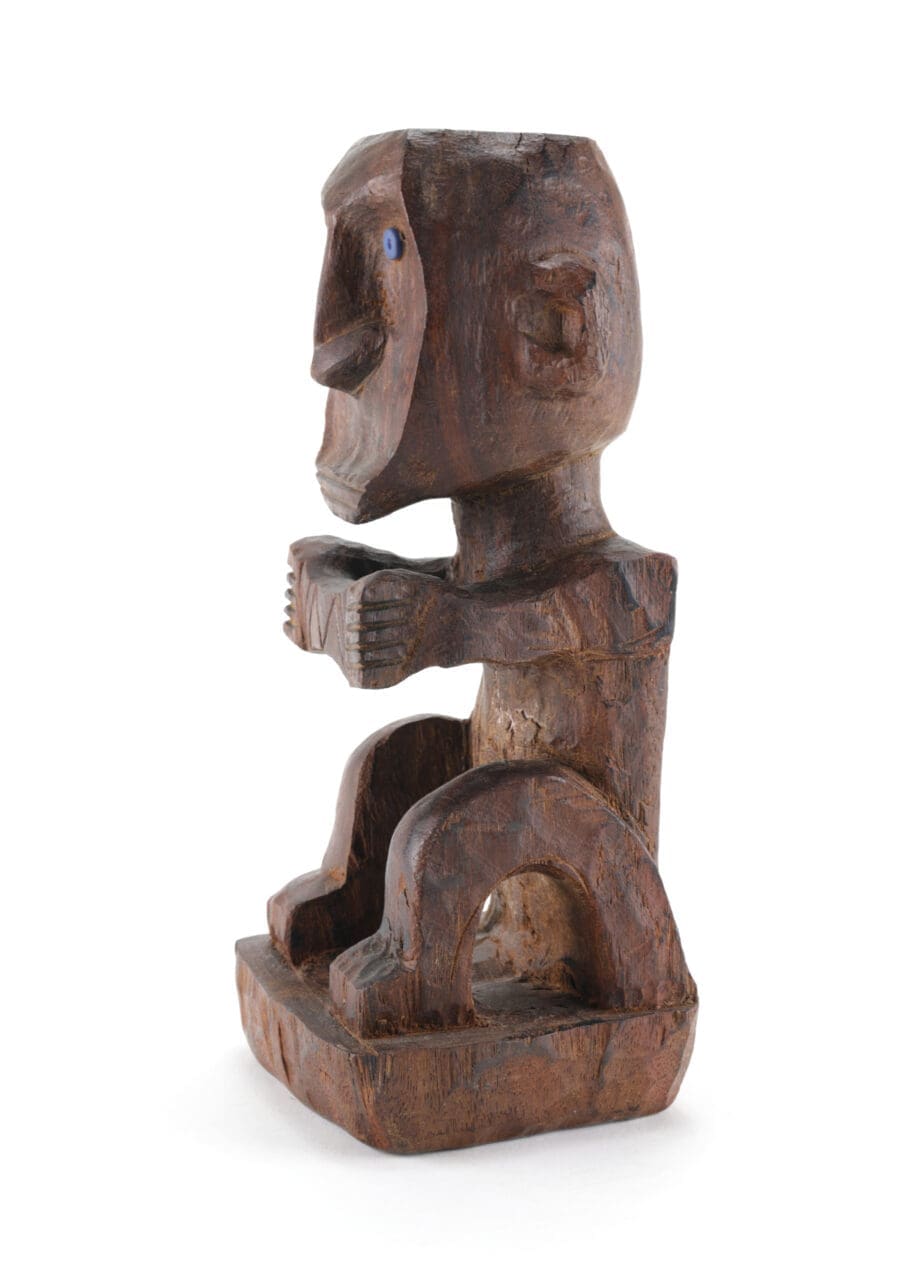 Korwar houten voorouderbeeld – Geelvinkbaai, Papoea (Indonesië) – 31 cm – Vergulde Kat
