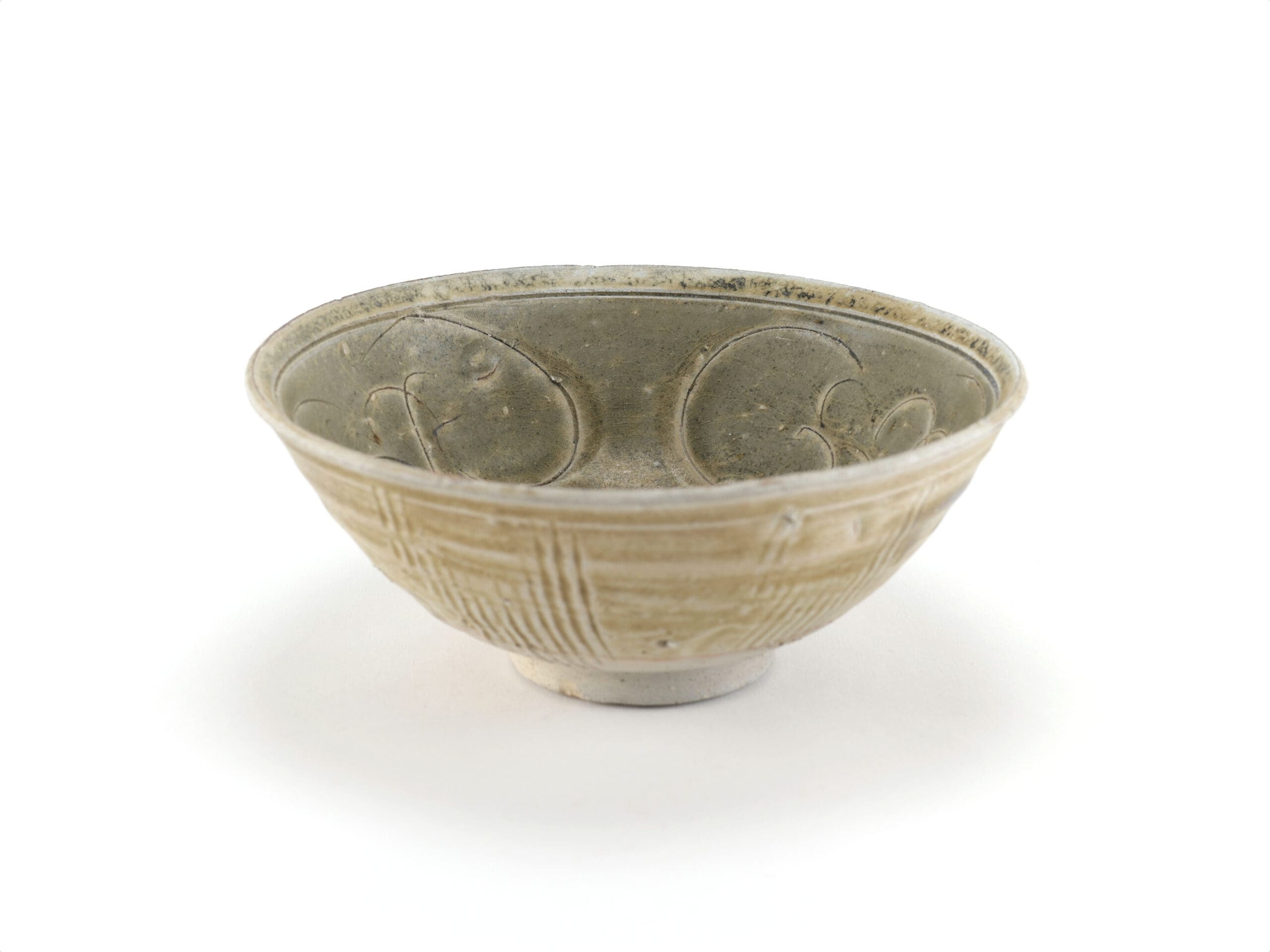 Song dynasty bowl with floral decoration - Jepara shipwreck - detail photo