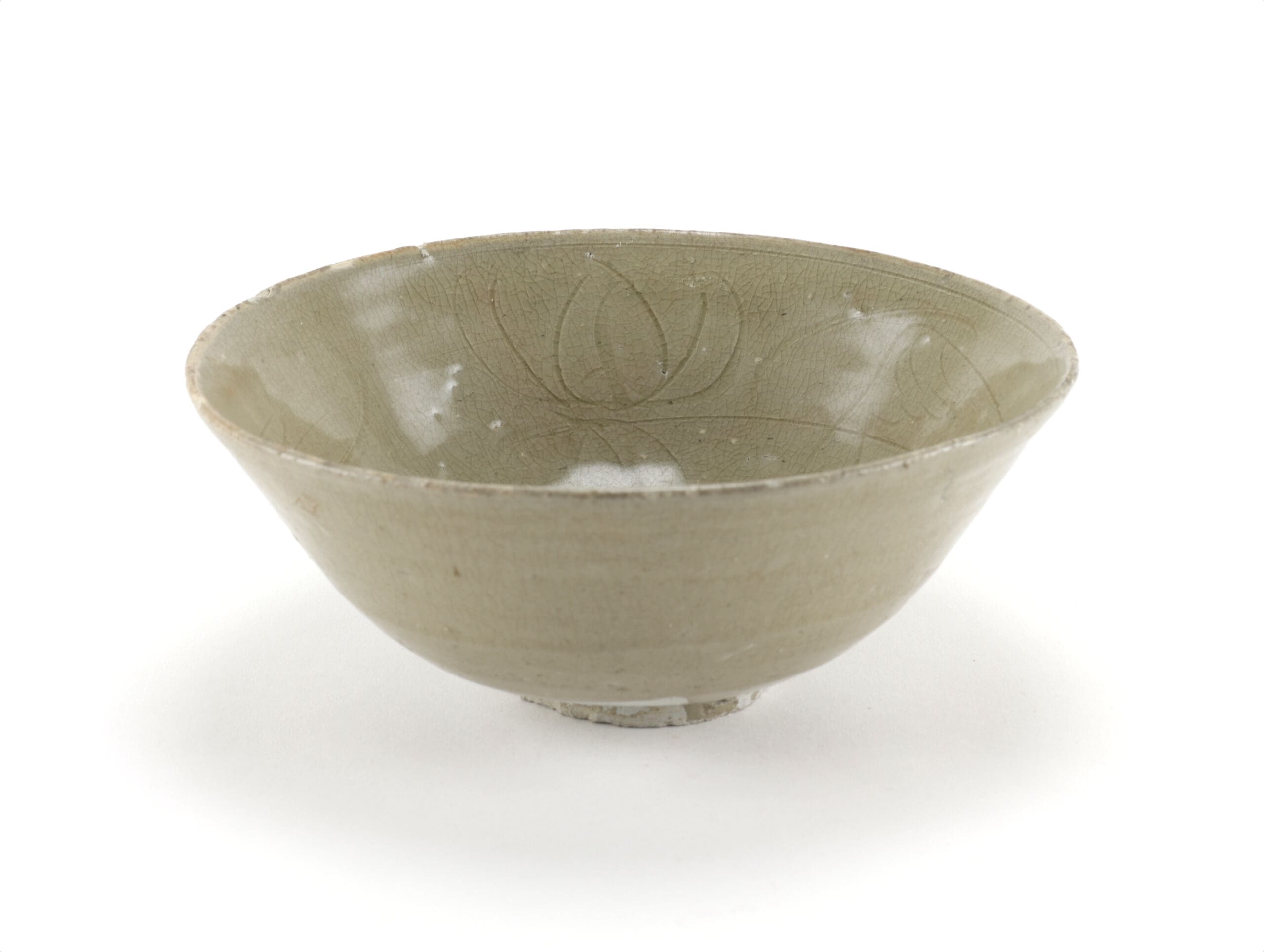 Celadon bowl Northern Song dynasty with lotus motif - Jepara wreck - detail photo