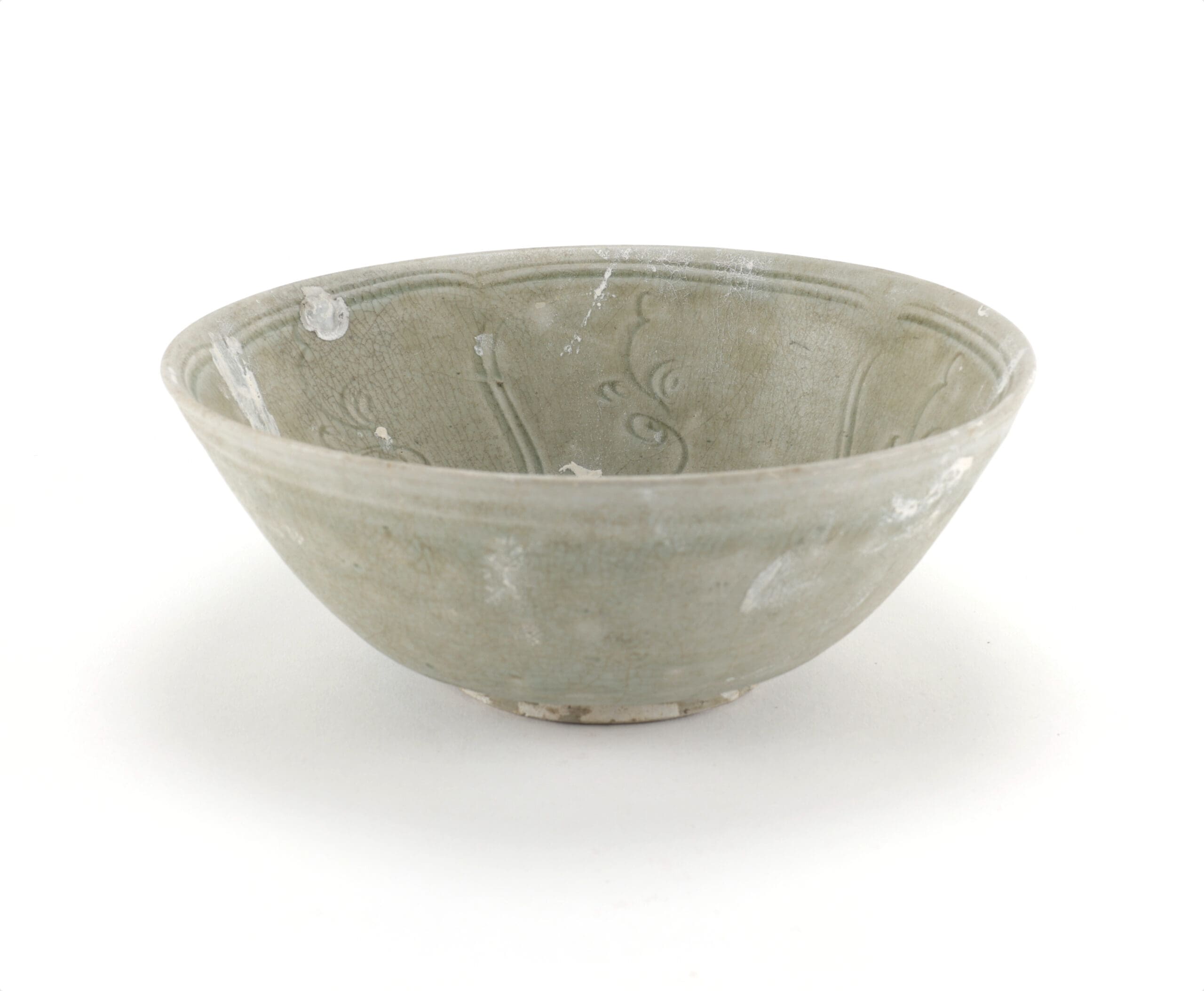 Northern Song celadon bowl with floral decoration - Jepara shipwreck - 19 cm - detail photo