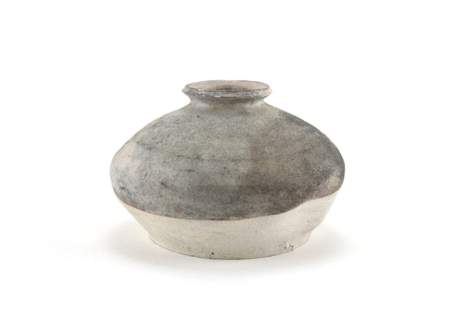 Partially glazed Song jar with signature - Jepara shipwreck - Vergulde Kat