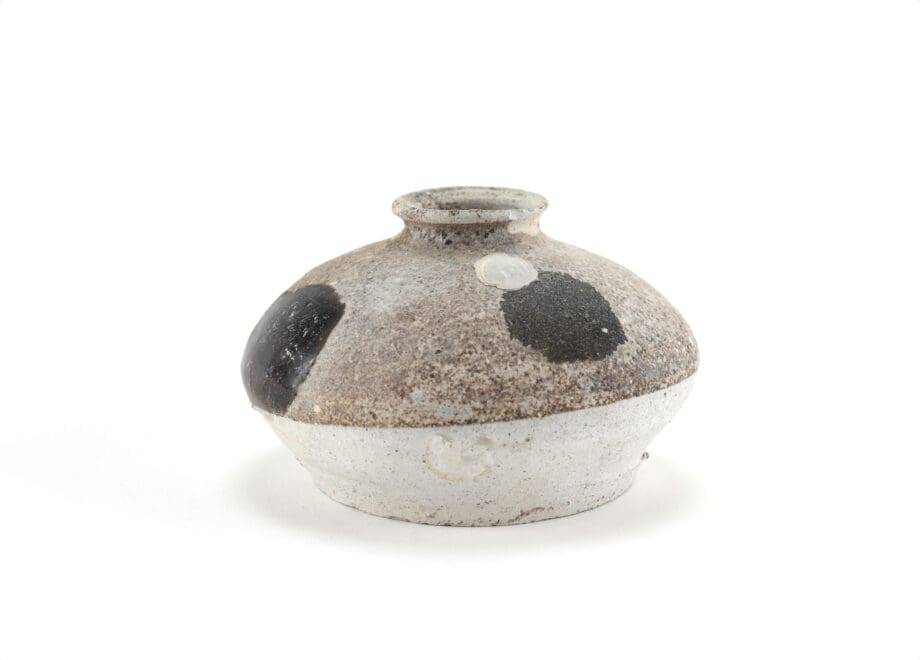 Song dynasty jar with black spots - Jepara shipwreck - Vergulde Kat