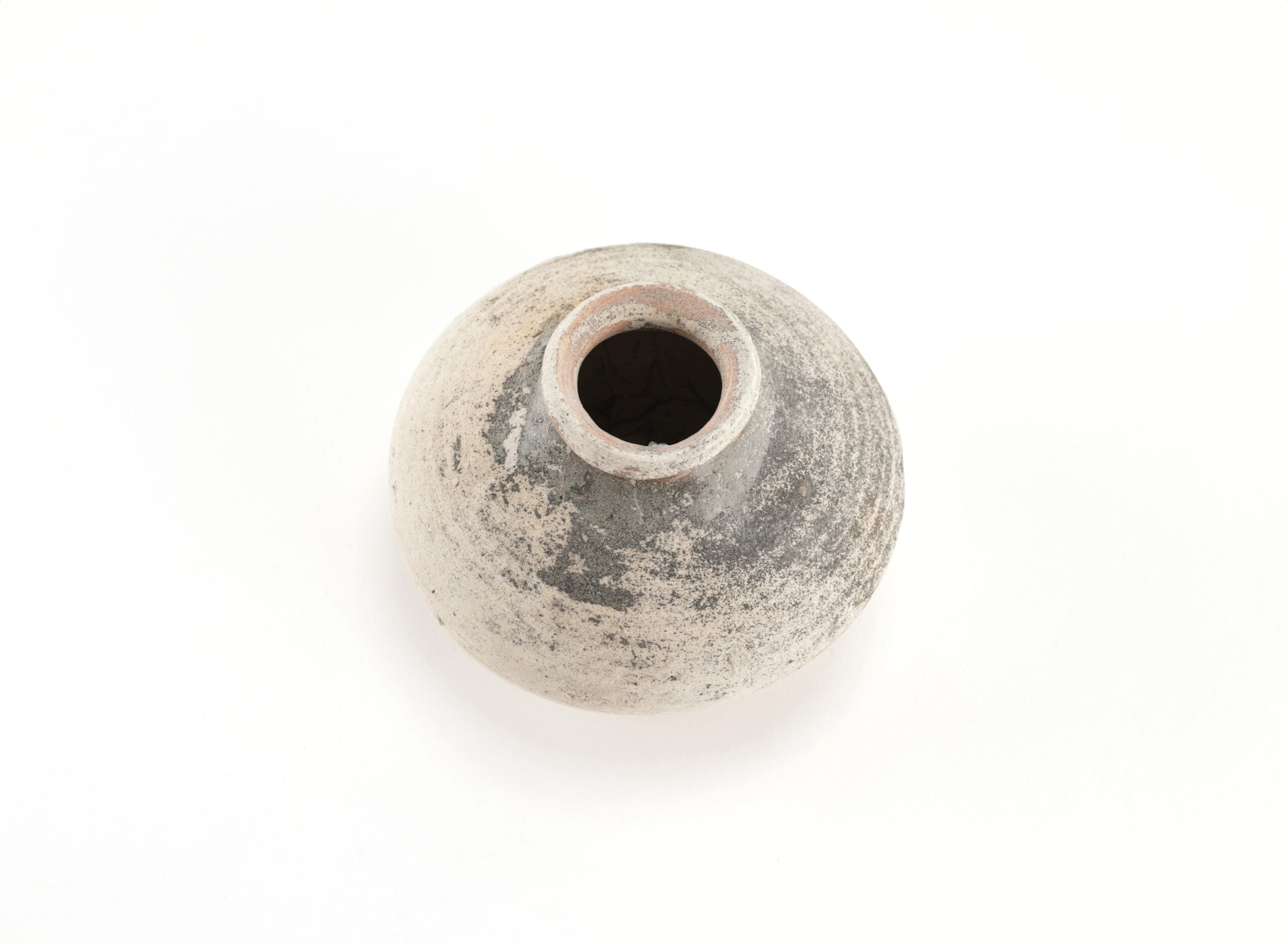 Partially glazed Song jar with signature - Jepara shipwreck - detail photo