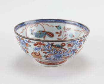 Amsterdam Fur bowl with parrots, butterflies and rabbit - China 18th century - detail photo
