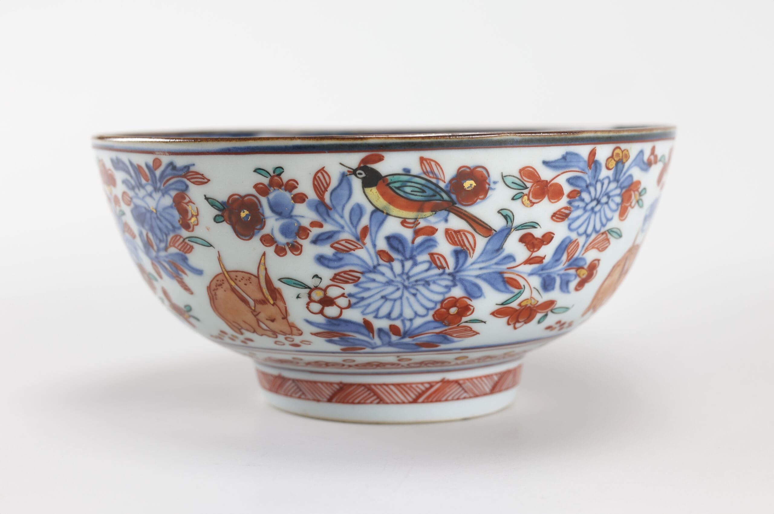 Amsterdam Fur bowl with parrots, butterflies and rabbit - China 18th century - detail photo