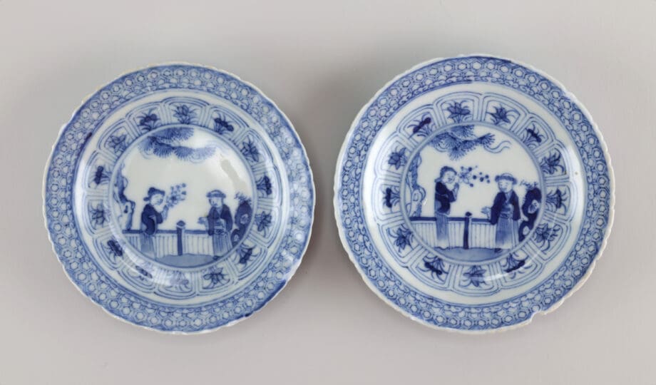 Set of Kangxi plates blue and white with garden scene (marked) - 11.5 cm - 17th century - Vergulde Kat