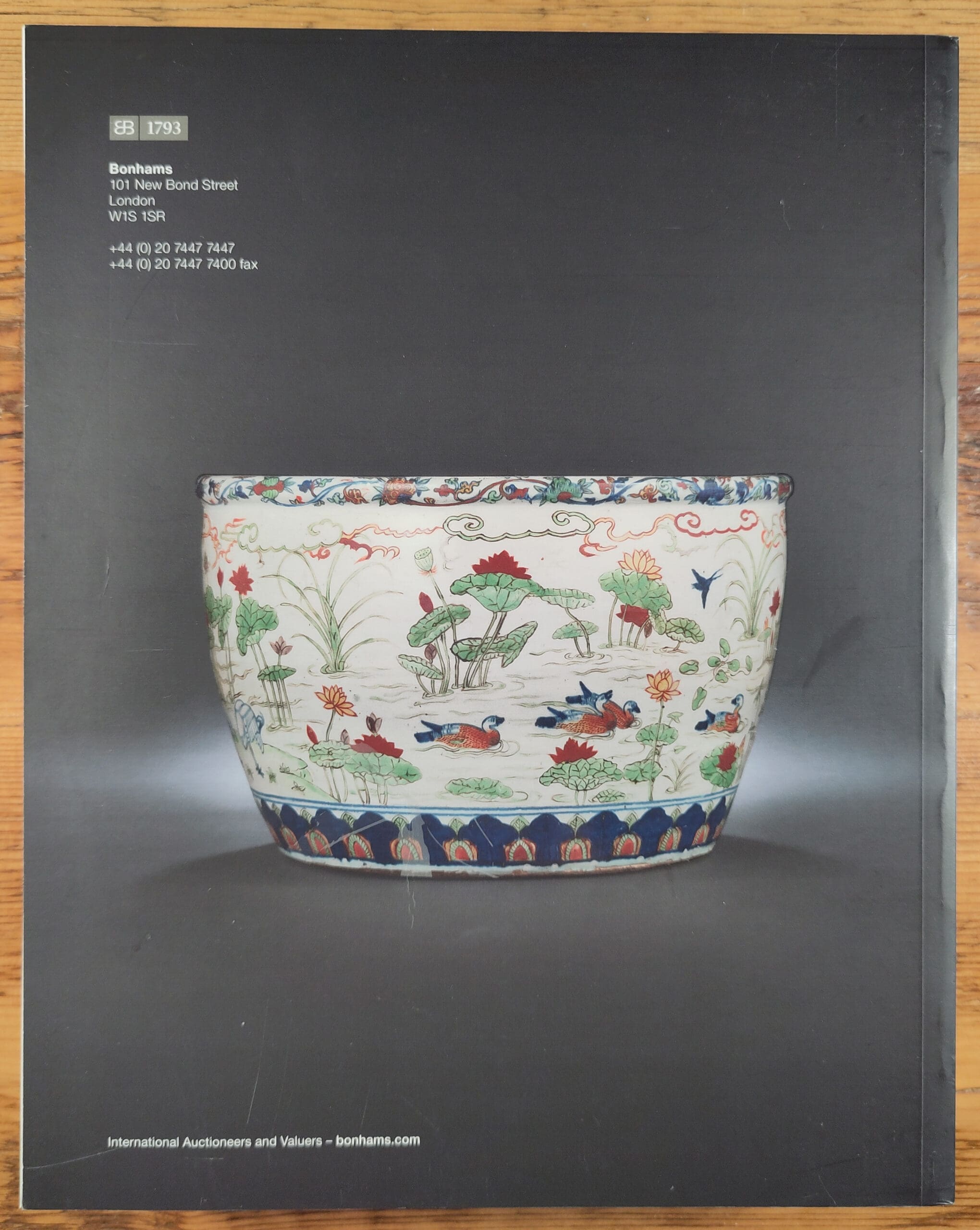 Bonhams auction catalogue – Fine Chinese Art – London 7 November 2013 – detail photograph