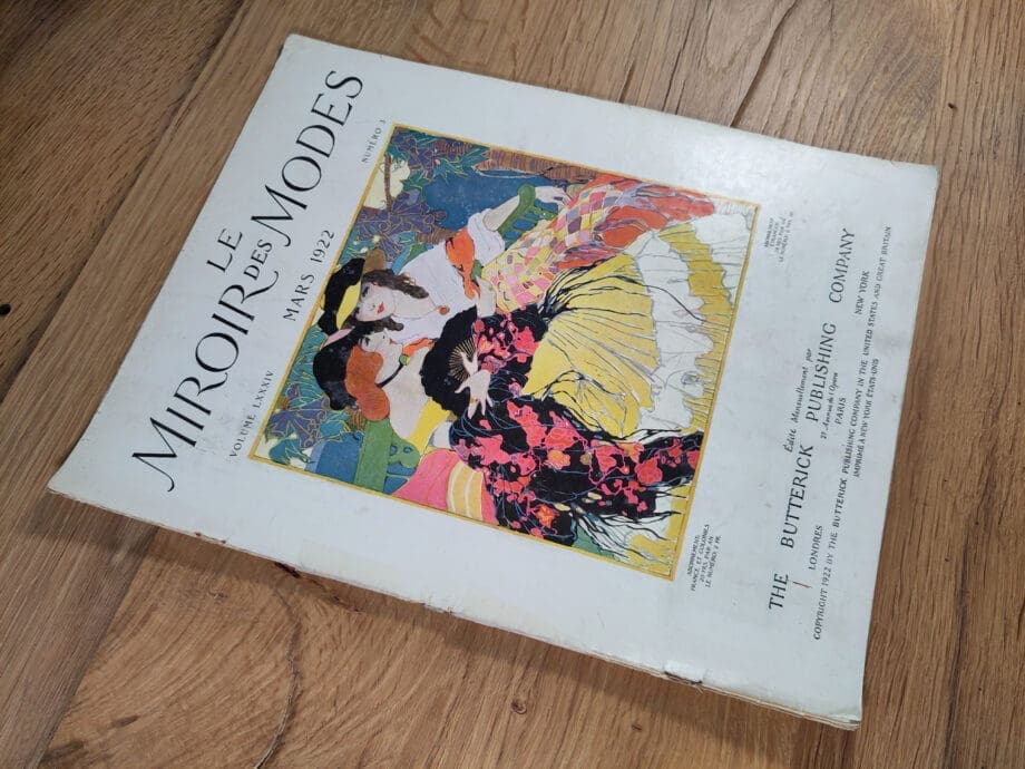 Le Miroir des Modes - March 1922, No. 3 | Vintage French Fashion Magazine with Colourful Art Deco Illustration - Vergulde Kat