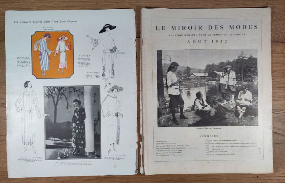 Le Miroir des Modes – Augustus 1922, Nr. 2 | Vintage Frans Modeblad met Romantische Illustratie – Vergulde Kat