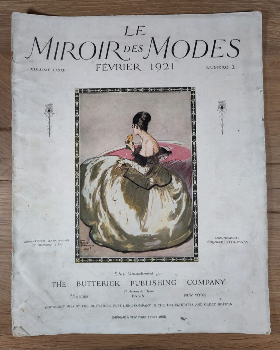 Le Miroir des Modes – Février 1921, n° 2 | Magazine de mode français vintage avec illustration romantique (Robe du Soir) – Vergulde Kat