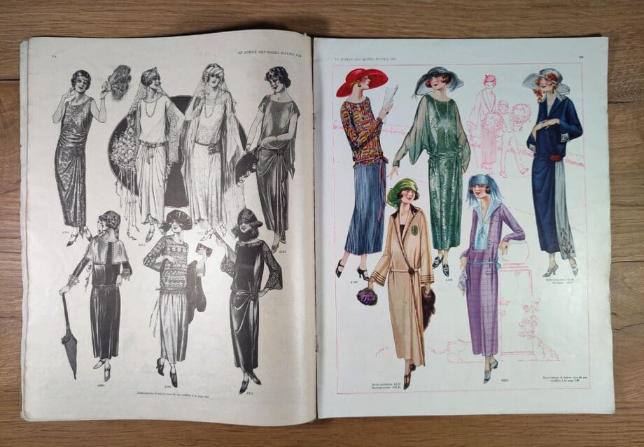 Le Miroir des Modes - April 1923, No. 4 | Vintage French Fashion Magazine with Mother and Daughter at Flower Stall - Vergulde Kat