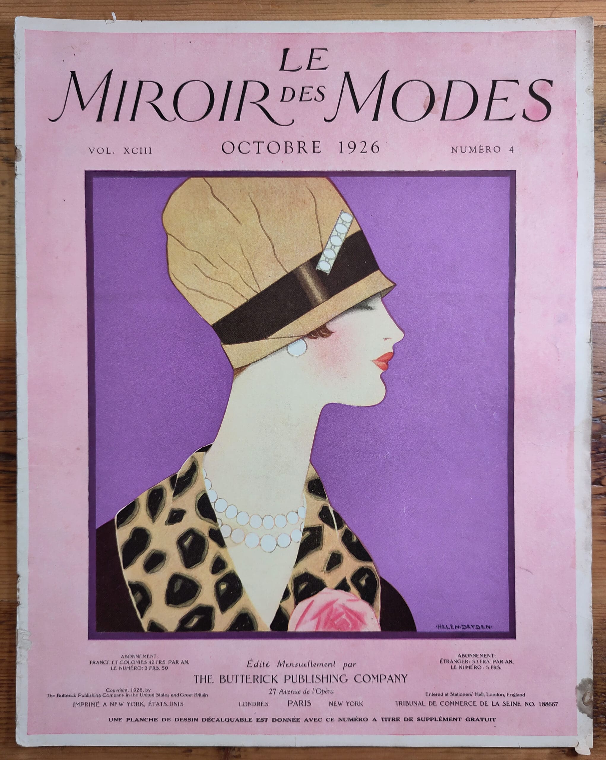 Le Miroir des Modes - October 1926 | Stylish Art Deco Fashion magazine from France - detail photo