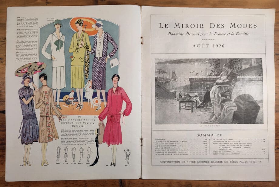 Le Miroir des Modes – Août 1926 | Couverture vintage française représentant un garçon et un chien – Vergulde Kat