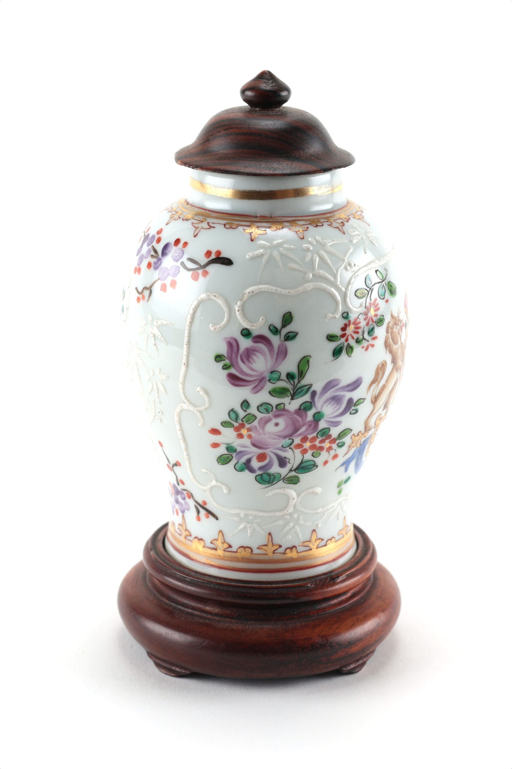 Porcelain tea caddy - French Samson - late 19th century - Imari decor - gilt - oriental figures - detail photo