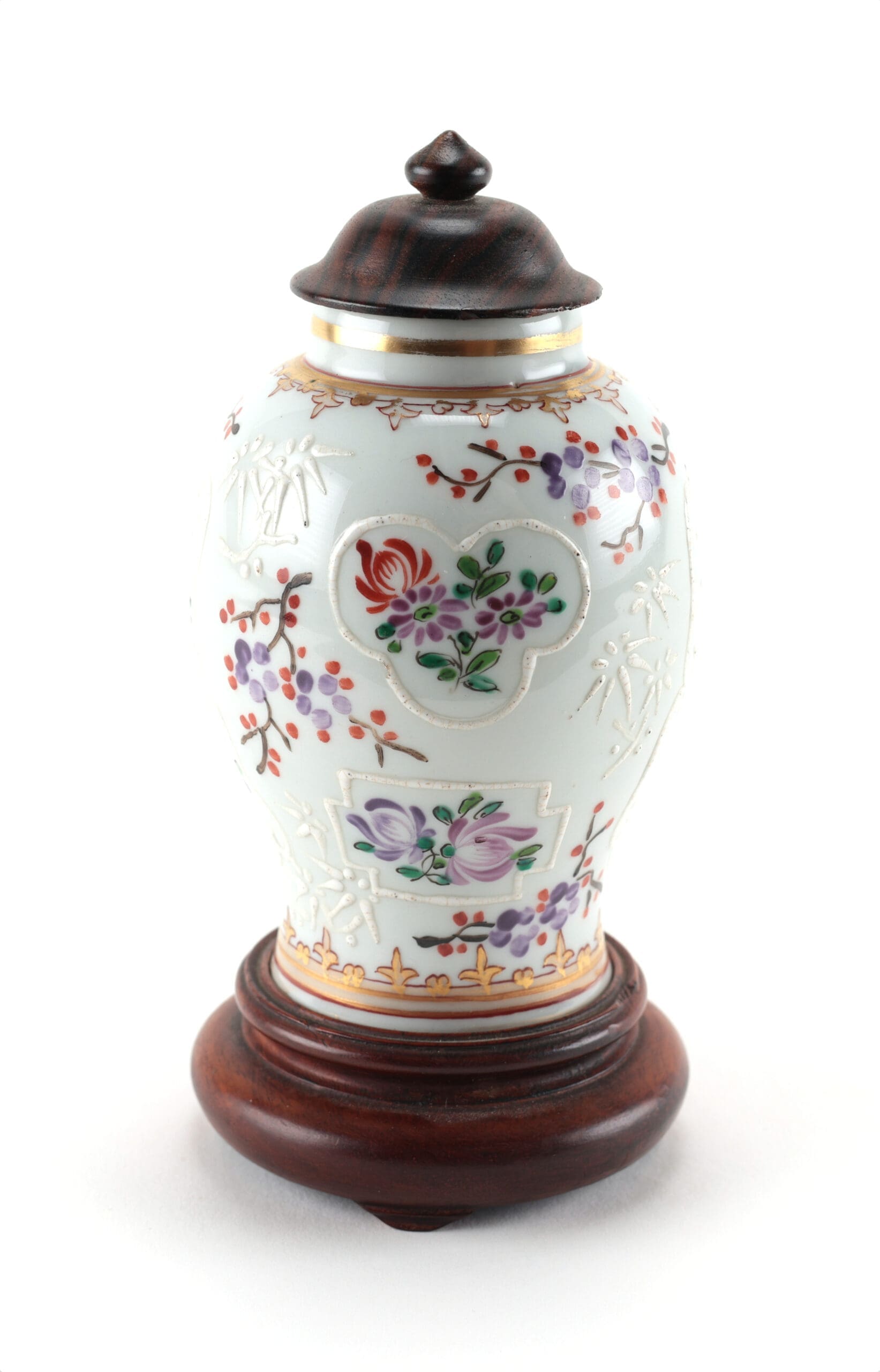Porcelain tea caddy - French Samson - late 19th century - Imari decor - gilt - oriental figures - detail photo