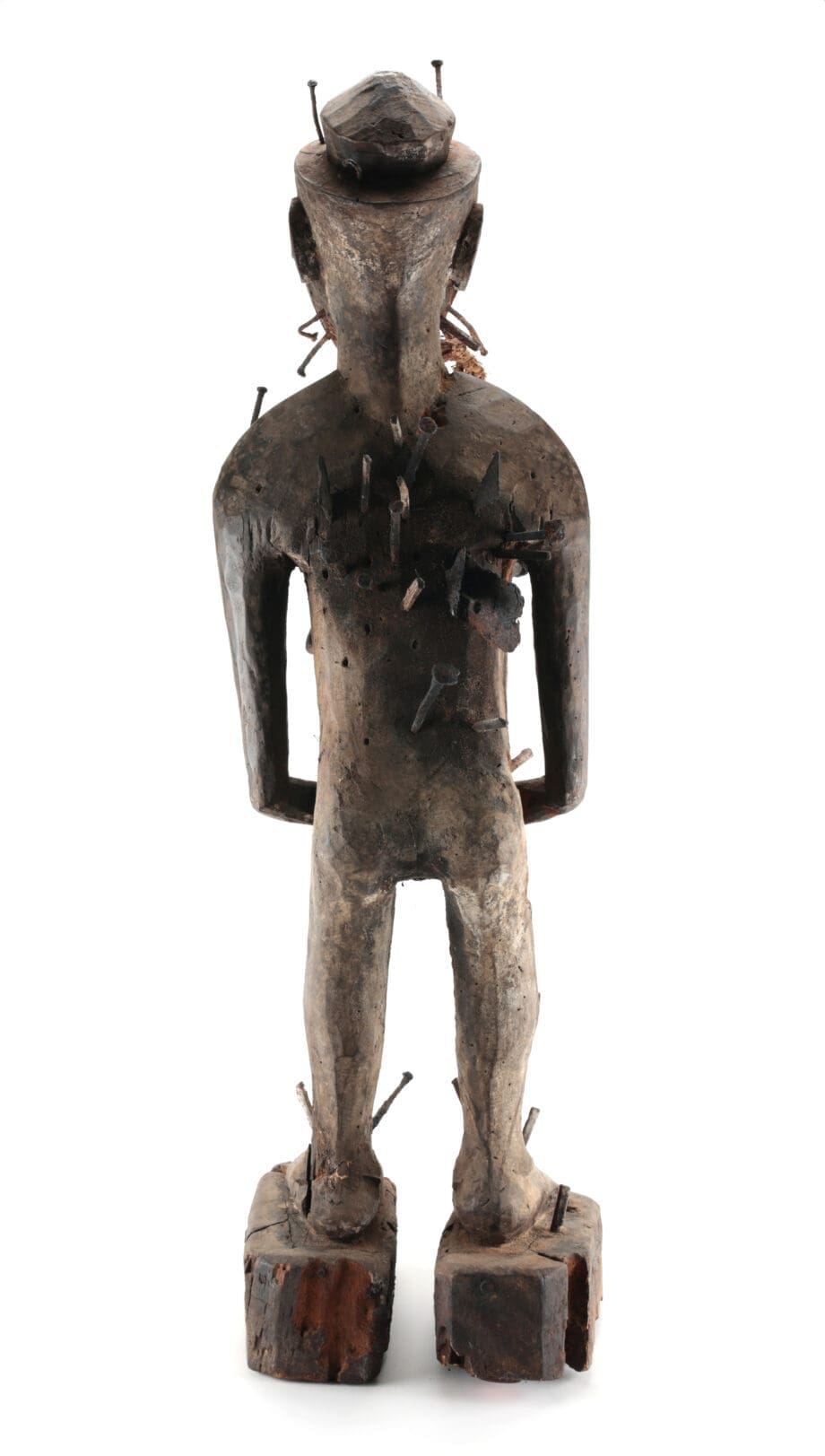 Kongo Nkisi Nkondi – gerechtigheidsfiguur – Congo ca. 1900 – collectie Mbehou – Vergulde Kat