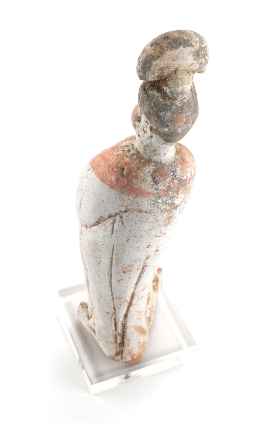 Tang dynastie ‘Fat Lady’ figuur – Chinees aardewerk beeld met pigmentresten – Vergulde Kat