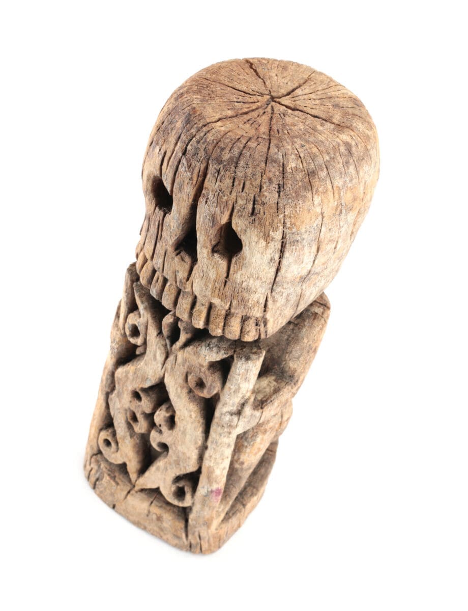 Large Korwar skull statue - Papua (Indonesia) - collection Jac Hoogerbrugge - Vergulde Kat