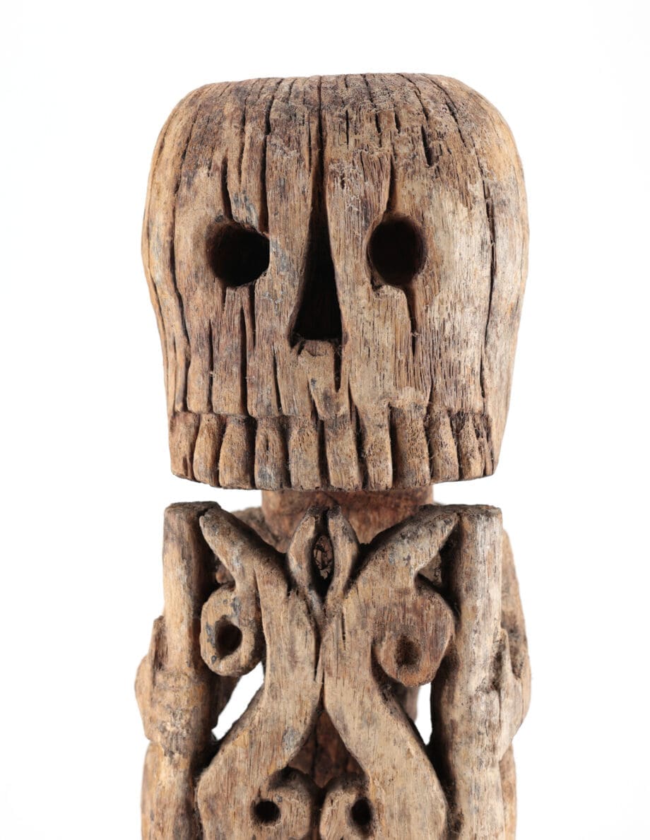 Large Korwar skull statue - Papua (Indonesia) - collection Jac Hoogerbrugge - Vergulde Kat