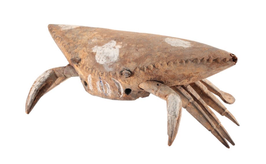 Coiffe ijo en forme de crabe – Delta du Niger (Nigéria) – collection Roel & Paulien de Lange – Vergulde Kat