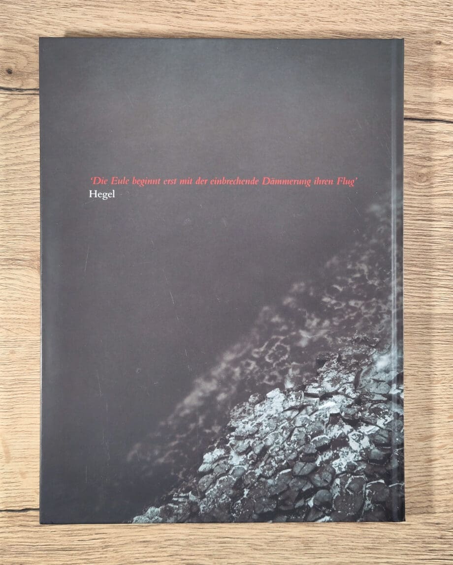 Submerging – afscheid van het verzamelhuis – ISBN 9789490673253 – hardcover – Vergulde Kat