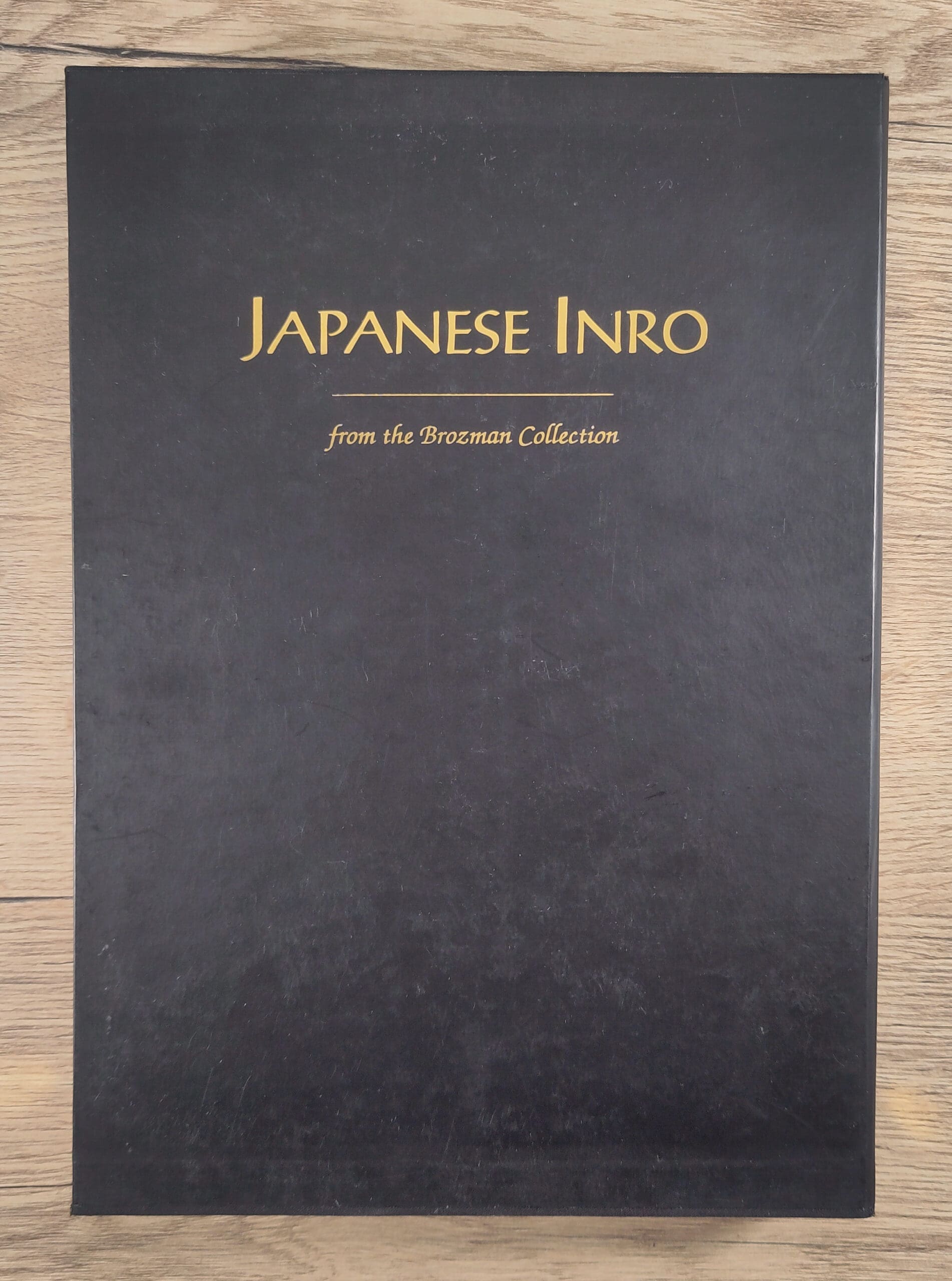 Japanese Inro: From the Brozman Collection - Louis Lawrence / Shep Brozman (1993) hardcover ISBN 9780952046103 - detail photo