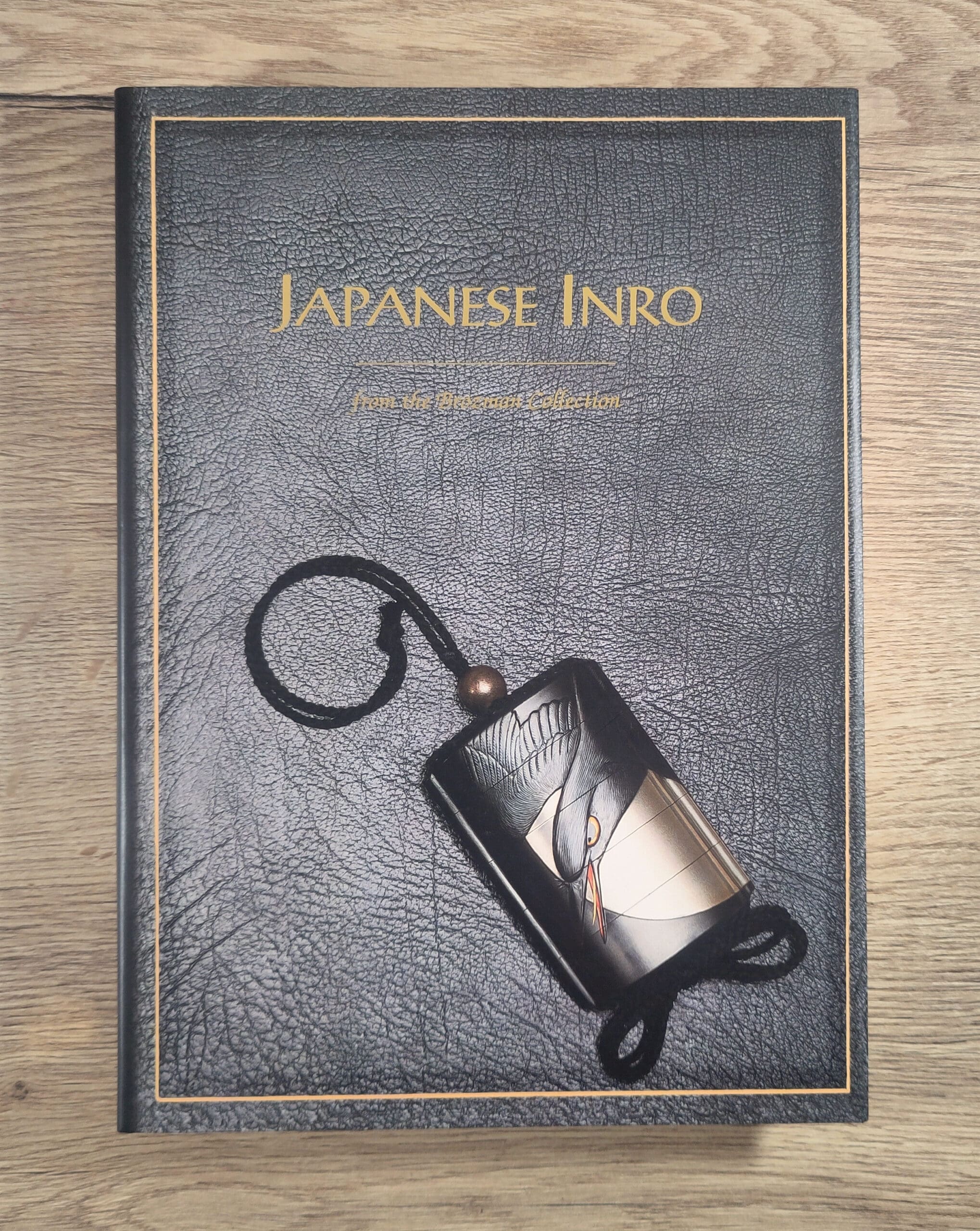 Japanese Inro: From the Brozman Collection - Louis Lawrence / Shep Brozman (1993) hardcover ISBN 9780952046103 - detail photo
