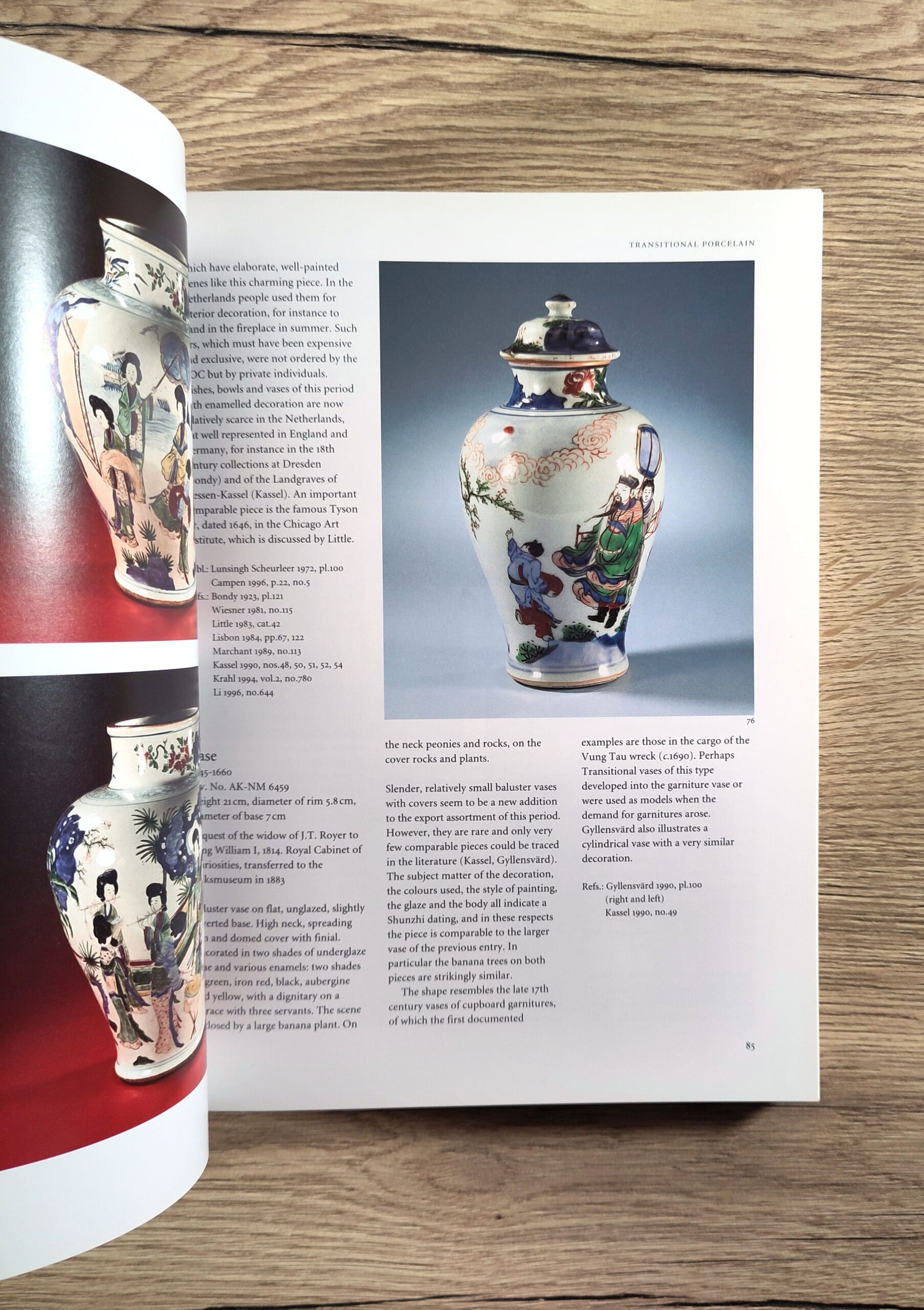 Cerámica china en la colección del Rijksmuseum de Ámsterdam – Jörg & Van Campen (1997) rústica ISBN 9789071450136 – fotografía de detalle