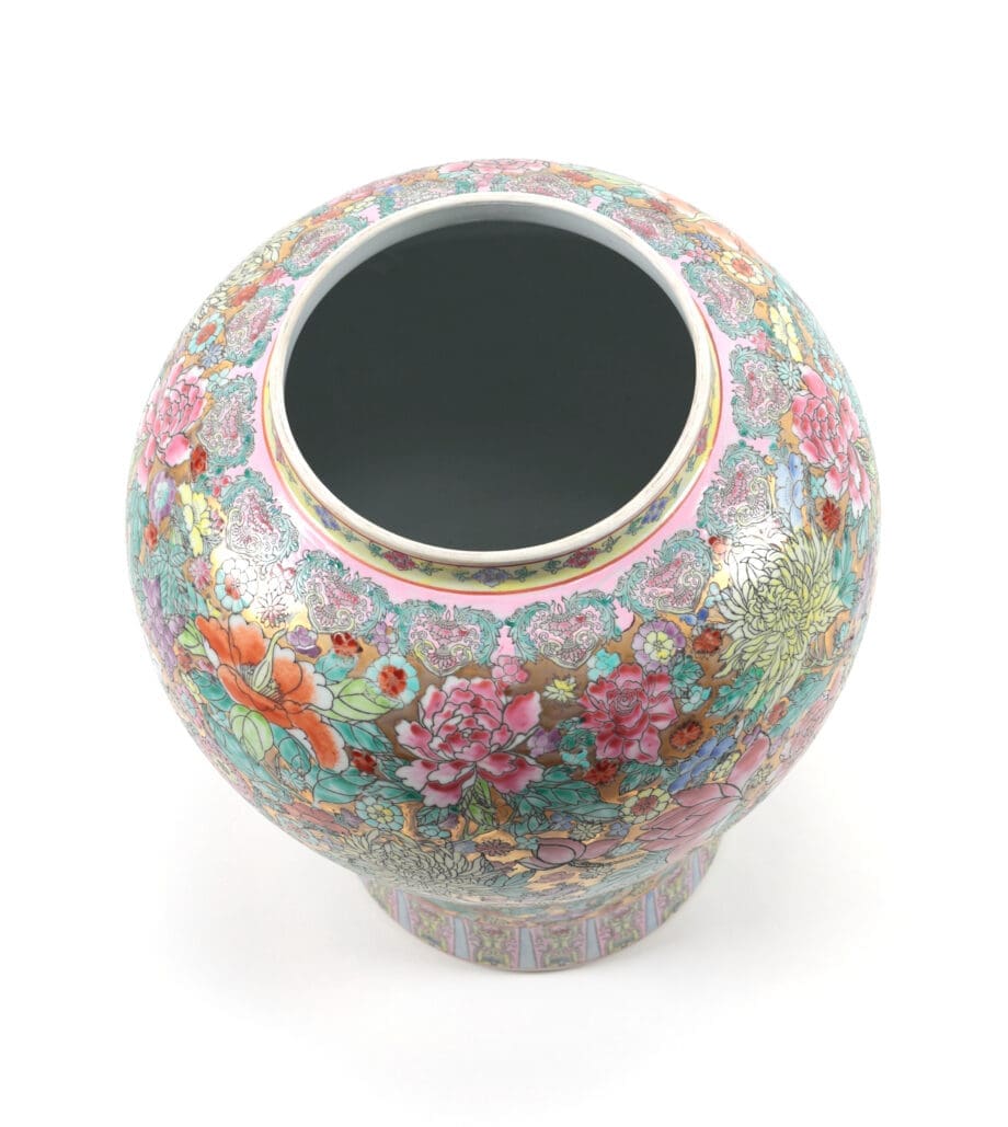 Lot de pots en porcelaine chinoise « Millefleur » avec couvercle – Vergulde Kat