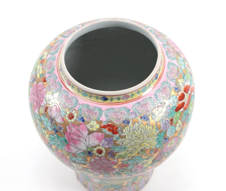 Lot de pots en porcelaine chinoise « Millefleur » avec couvercle – Vergulde Kat