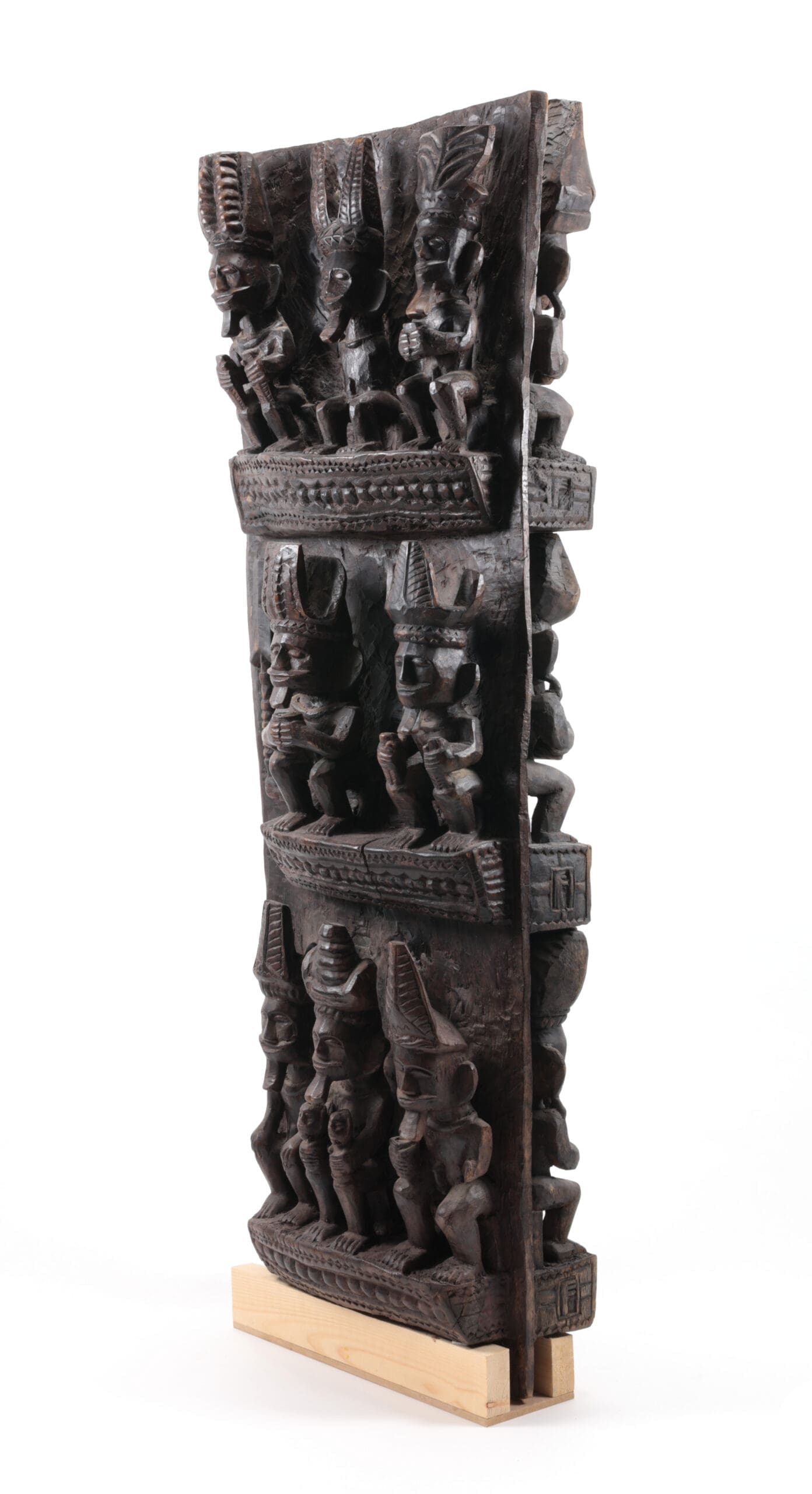 Monumental Nias panel with ancestor statues - Indonesia - detail photo