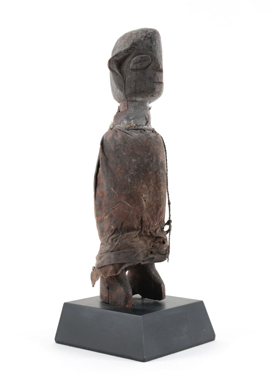 Yaka krachtbeeld (Dikidiki) – DR Congo – tribale kunst – Vergulde Kat