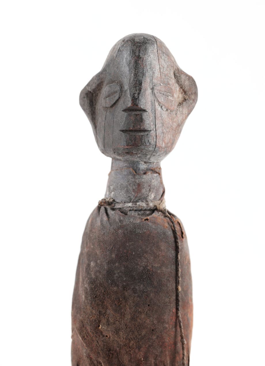 Yaka krachtbeeld (Dikidiki) – DR Congo – tribale kunst – Vergulde Kat